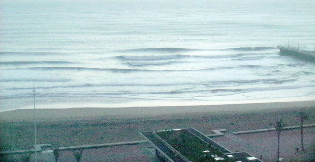 durban beach 2025/11/12 05h00