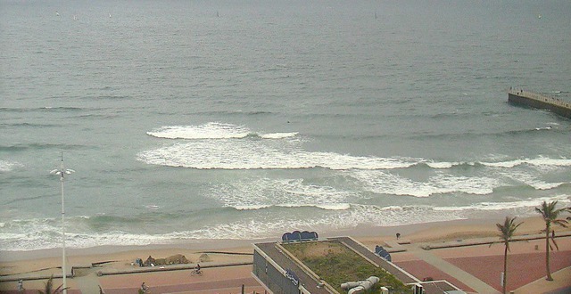 durban surfcam 2025/12/02 11h00