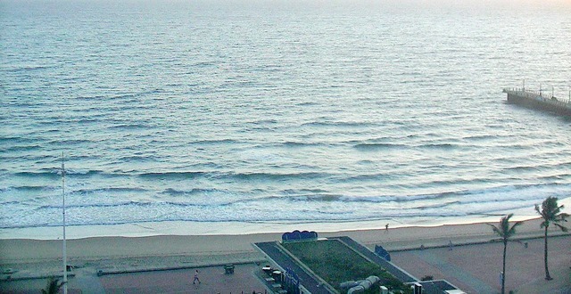 durban HD surf cam pic 2025/12/08 05h00