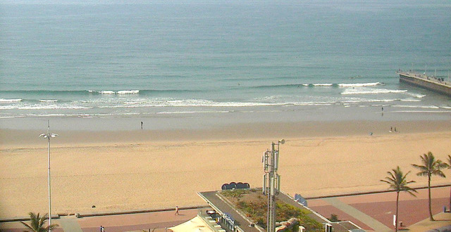 durban surf cam pic 2025/12/07 11h00