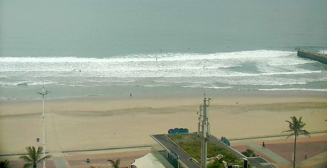 durban surf cam 2026/03/01 07h00