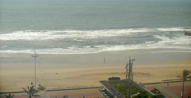 durban surfing 2025/07/14 10h00