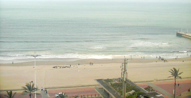 durban swell south africa 2025/11/24 14h00
