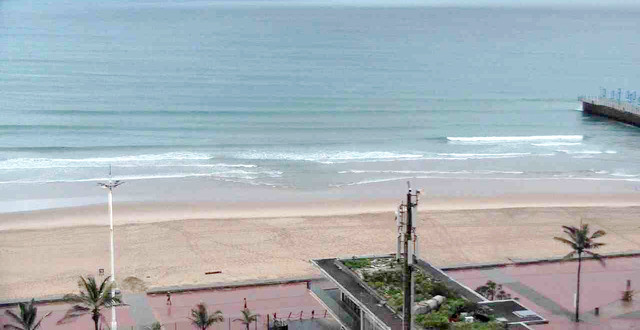 durban surfing 2026/02/14 19h00