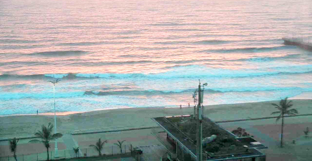 durban wave photo 2025/12/05 05h00