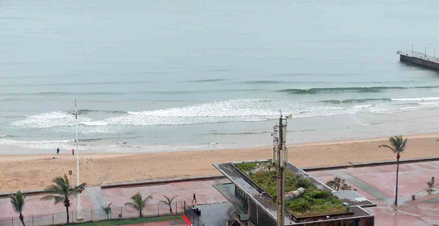durban surf cam pic 2025/11/07 08h00
