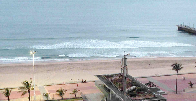durban waves 2025/12/10 05h00