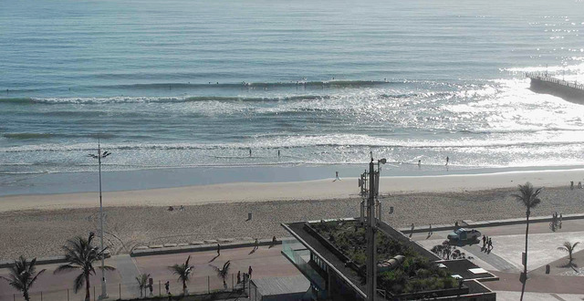 durban surfcam 2026/01/02 07h00